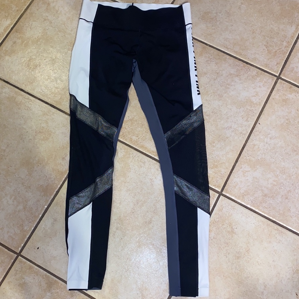 PINK Victoria’s Secret Ultimate leggings Tights
